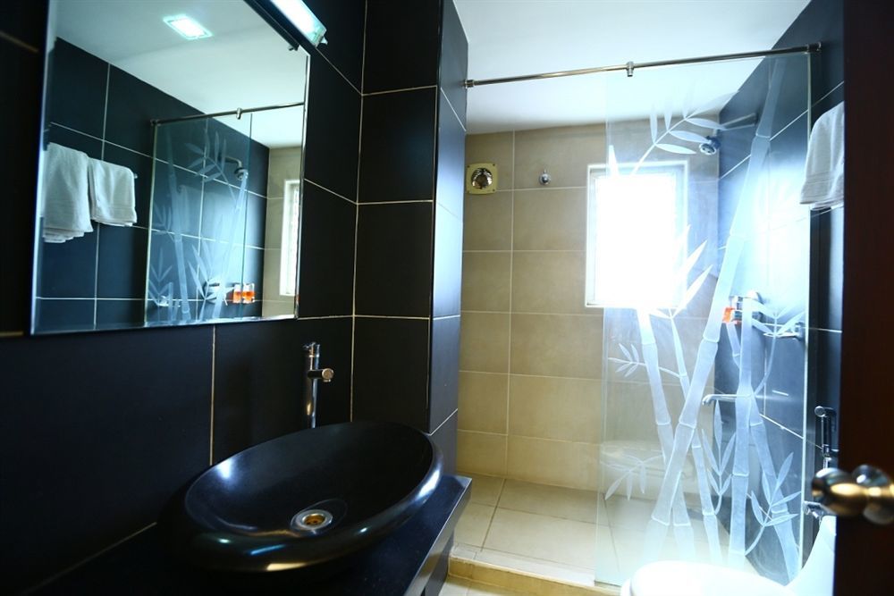 Hotel Oriental Inn Chennai Exterior foto